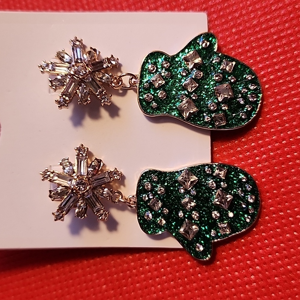 Green and Silver Snowflake Mitten Earrings - Picture 2 of 3